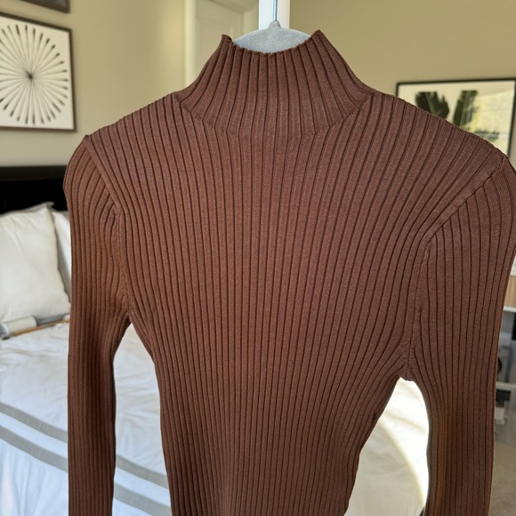 Zara Brown Knit Turtleneck - Picture 4 of 5